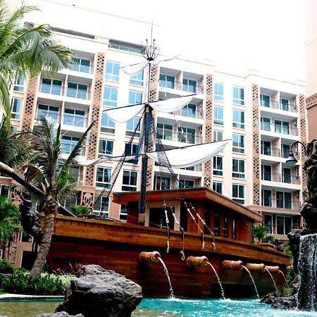 Atlantis Waterpark Apartment Pantai Jomtien Bagian luar foto