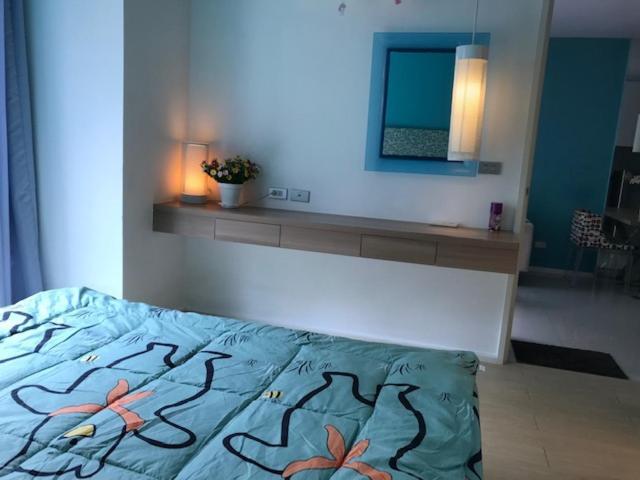 Atlantis Waterpark Apartment Pantai Jomtien Bagian luar foto