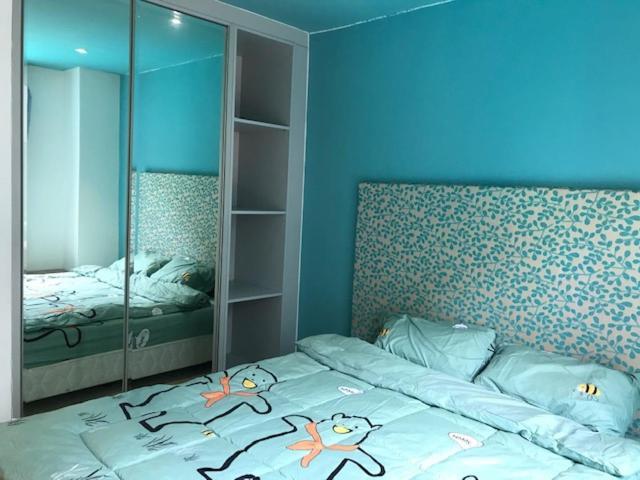 Atlantis Waterpark Apartment Pantai Jomtien Bagian luar foto